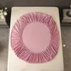 Venta al por mayor directa de fábrica, juego de cuatro piezas de terciopelo de leche, estilo sábana ajustable, amigable con la piel, envío directo, antiestático, no se mueve, alto gramaje