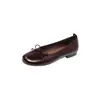 Couro Bovino Rachado Estilo Coreano Comute Laço Outono 2026 Salto Baixo Grosso Bico Redondo Todo Couro Genuíno Boca Rasa Sapatos Individuais Pequenos Femininos