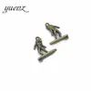YuenZ Accesorios para joyería DIY Colgante de aleación para surfista Colgante pequeño de aleación retro I137