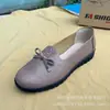Nuevos Zapatos Suaves para Mamá para Primavera y Otoño, Zapatos de Superficie Suave Antideslizantes para Personas Mayores, Zapatos Casuales Planos para Personas de Mediana Edad y Mayores, Venta al por Mayor de Zapatos de Cuero