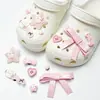 Zapatos Croc 2025 Accesorios Sencillos Ins Corazón Girly Zapatos Croc Hebillas de Zapatos Lindas de Gama Alta Versátiles Flores para Zapatos