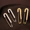 Broche de lujo de doble fila con pedrería, accesorio para ceñir la cintura de la ropa, pasador decorativo anti-exposición