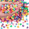 Venta Caliente de Amazon 900 Piezas Multicolor Plástico DIY Perforadas Cuentas al por Mayor Arcoíris Pulsera de la Amistad Pony Beads