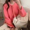 Casaco Suéter de Gola Redonda com Botões Únicos Design Sense Outono e Inverno Novo Estilo Preguiçoso Solto Top Cardigan Tricotado Macio e Aconchegante para Mulheres