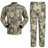 Conjunto de Uniforme Camuflado de Fábrica para Hombres, Traje Camuflado Resistente al Desgaste Estilo Militar de Manga Larga para Entrenamiento y Uso Táctico
