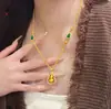 Collar de Calabaza Gancho de Fénix, Estilo Antiguo Oro Arena Calcedonia Verde Diamante Doble Cara Cobre Chapado en Oro Vintage Simple Versátil para Mujer Venta al por Mayor