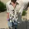 Camisa MYQ estilosa de manga curta com vazados para homens, camisa casual solta de verão, top relaxado de meia-manga estilo coreano