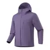 Jaqueta soft shell feminina, novo modelo de outono, jaqueta soft shell leve, blusa masculina com capuz à prova de vento e quente, casaco para montanhismo ao ar livre