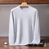 Suéter Masculino de Cashmere 2026 Gola Redonda Outono/Inverno Novo Estilo Cor Sólida Malha Amiga da Pele Para Jovens e Meia-Idade Camada Base Suéter Fino