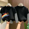 Camiseta para niña para primavera y otoño, manga larga combinada, nueva y elegante camiseta de otoño para niños 2026, camiseta básica de algodón puro para bebés