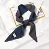 Ins Novo Estilo Coreano Lenço Pequeno de Lã para Menina Conjunto de Pescoço Quente Tricotado Moda Outono e Inverno Lenço Pequeno com Canto Pontiagudo