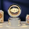 Bola de Cristal Transfronteiriça Base Giratória com Textura de Madeira Luminária Noturna Brilhante Lâmpada do Céu Estrelado 3D Decoração de Mesa Presente Criativo de Feriado