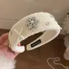 Diadema de Fieltro con Copo de Nieve Ancho para Mujer con Lazo de Pedrería, Diadema Linda y Juvenil, Accesorio para el Cabello de Invierno
