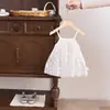 Ropa de Bebé Verano Nuevo Elegante y de Moda Conjunto de Verano de Tres Piezas para Bebés Niñas de Un Año con Tirantes
