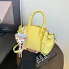 Pedido do Cliente para uma Bolsa Branca Feminina, Novo Modelo 2025 Bolsa Bowling, Bolsa Transversal, Bolsa de Mão Bolsa Boston