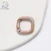 Hebilla de resorte cuadrada chapada en UV de aleación de zinc, argolla abierta, para correas de equipaje, llaveros y accesorios; Hebilla cuadrada de 4 puntos