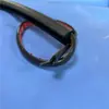 Fabricado a medida por la fábrica de origen, tira conductora de silicona con borde de seguridad y sección transversal de forma especial para la protección de puertas automáticas y vehículos de lanzadera