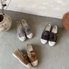 2026 Verano Nuevo Estilo Mate Piel Genuina Con Cordones Suela Gruesa Exteriores Estilo Birkenstock Casual de Trabajo Mocasines para Mujer