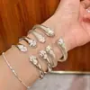 Pulsera de Garra de Gato para Mujer para Atraer Riqueza y Fortuna, Pulsera Abierta de Nicho de Alta Gama para Mejor Amiga, Regalo Sólido de Año Nuevo