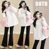 Conjunto de Moda Coreana para Mamá Otoño 2025: Camisa Suelta Casual Simple + Pantalones Acampanados Estampados Adelgazantes Tendencia