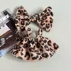 Conjunto de falda con estampado de leopardo es adecuado para muñeca de 14CM Papa Pequeño colgante lazo estampado de leopardo ropa para muñeca conjunto de falda con tirantes