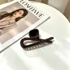 Presilha de Cabelo Abalone Cor Série Tartaruga Acrílico 9cm para Mulheres, Venda Direta do Fabricante, Presilha Tubarão Estampa Leopardo, Acessório de Cabelo Elegante