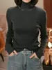 Suéter de Tricô Fashion Europeu com Gola Alta para Mulheres, Novo Design Quente de Outono-Inverno, Top de Corte Justo e Emagrecedor