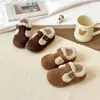Zapatos de Algodón para Niñas 2025 Nuevo Invierno Zapatos de Terciopelo Cálidos para Niñas Birkenstock para Niñas Suela Suave Antideslizantes Zapatos Tipo Gorro