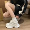 Explosiones Zapatos Torre ligeros y transpirables de suela gruesa para mujer Primavera 2025 Nuevos zapatos de moda Zapatillas casuales aumentadas