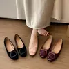 Zapatos planos para mujer de estilo francés con hebilla cuadrada, suela plana, para aumentar la altura, corte bajo, modelo nuevo 2026, punta cuadrada de suela blanda, zapatos pequeños de cuero de estilo elegante y suave