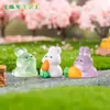 Conejo creativo que brilla en la oscuridad, decoración DIY de paisaje en miniatura, pequeñas manualidades de resina para escritorios e interiores de automóviles