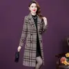 Foto Real do Casaco de Lã Slim-Fit de Alto Padrão 2026 para Mulheres, Jaqueta Estilosa Xadrez Vintage de Comprimento Médio para o Inverno