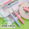Nova Agulha de Punch com Cabo Colorido de Plástico e Cabeça Dourada com Passador de Linha de Chumbo Agulha de Bordado Punch Caneta de Bordado Punch DIY Feito à Mão Lã