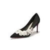 Sapatos de salto alto stiletto com bico fino, florais, com contas e renda francesa feita à mão para mulheres