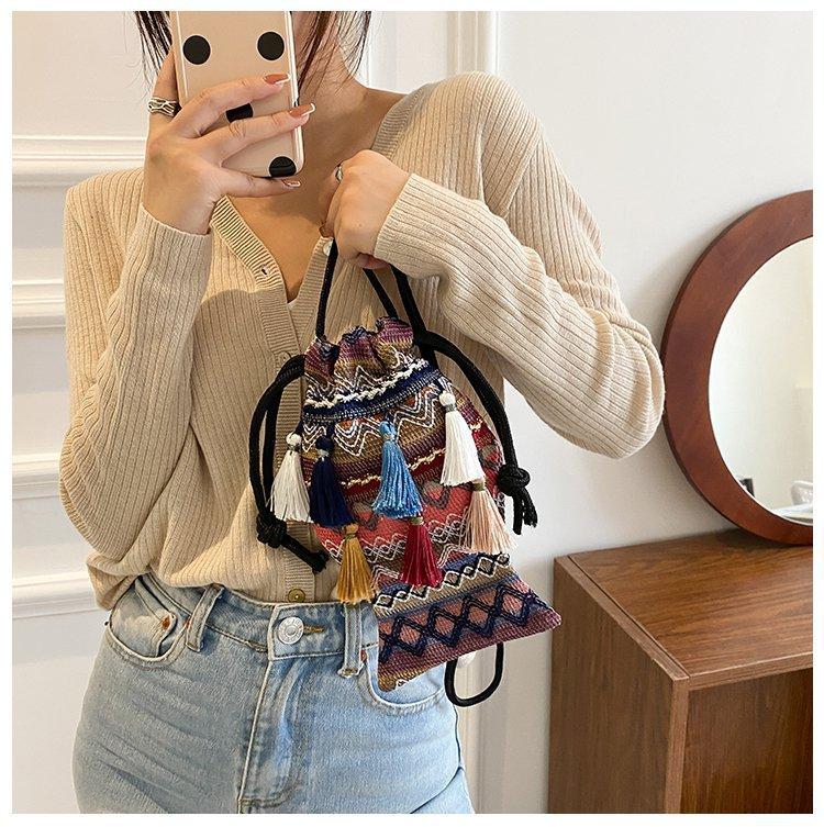 包包女可爱小挎包小鱼包云南民族风刺绣可爱逛街女士手机包单肩包