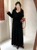 Conjunto de Punto Suave e Intelectual Tallas Grandes para Mujer Estilo Invierno 2026 para Chicas Curvilíneas Conjunto de Tres Piezas: Cárdigan, Camisola, Falda Larga