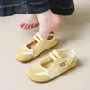 Sapatos Baixos Jx de Malha Vazada com Boca Rasa e Velcro para Mulheres 2026 Verão Respiráveis Versáteis Casuais Mary Jane Sapatos Femininos