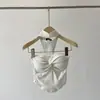 Diseño de Chica Hot Americana Top Tubo Retorcido para Mujer Primavera y Verano Ajustado a la Figura Moderno Hombros Descubiertos Sexy Top Halter