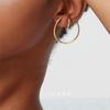 Pinzas para Orejas Mobius Minimalistas Europeas y Americanas para Mujer, No Requieren Perforación en las Orejas, Se Pueden Usar como Pendientes Doble Capa Escalonados de Metal Ultra Simples