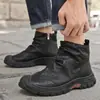 Botas de trabajo de caña alta para hombre, estilo callejero retro, modernas, adecuadas para ir al trabajo, con cremalleras laterales, antideslizantes, resistentes al desgaste y suelas gruesas, botas Martin casuales