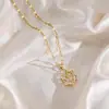 Collar Colgante con Forma de Estrella para Mujer, Lujo Ligero con un Toque de Alta Gama, Incrustado con Circonitas y Pedrería, Cadena Versátil para la Clavícula, Cadena de Acero de Titanio Multicolores, Popular en Línea