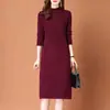 Vestido de punto de moda para mujer, otoño e invierno, Nuevo, de cuello medio alto, suéter para madre, rejuvenecedor, adelgazante, con abrigo, camiseta interior