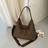 Bolsa tote com estampa de leopardo para mulheres, nova bolsa para o dia a dia 2026, grande capacidade, bolsa de ombro casual versátil, bolsa transversal de outono