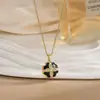 Colar para Mulheres, Flor de Zircônia Bauhinia Giratória da Moda Nicho Moda Novo Design Pingente Titânio Aço Colar de Temperamento