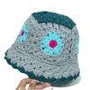 Sombrero de pescador tejido a mano con flor de ganchillo estilo Cai Yilin, sombrero de cubo de lana para mujer, primavera y verano, combinación de colores dulces japoneses
