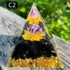 Pirâmide de bola de cristal natural de 8cm Ornamento de mesa de escritório europeu e americano Artesanato de pirâmide de resina para yoga e meditação