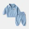 Conjunto Deportivo de Dos Piezas de Moda para Niños de Primavera y Otoño para Bebés y Niños Pequeños, Niños y Niñas, Incluye Sudadera y Pantalones