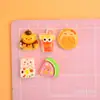 Acessórios de resina para brinquedo de comida de gato cartoon realista, acessórios de decoração DIY com cola de creme, adesivos de comida miniatura fofos