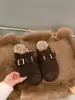 Pantuflas de Media Caña Peludas Baotou para Mujer Estilo Nuevo 2026 Otoño/Invierno Uso Exterior Zapatos Birkenstock para Mujer Cálidas con Forro Polar Adicional Pantuflas de Algodón Versátiles