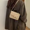 Bolsa quadrada pequena Huilengge transfronteiriça 2026 nova moda tendência bolsa de ombro bolsa de mão versátil para o dia a dia bolsa transversal tendência